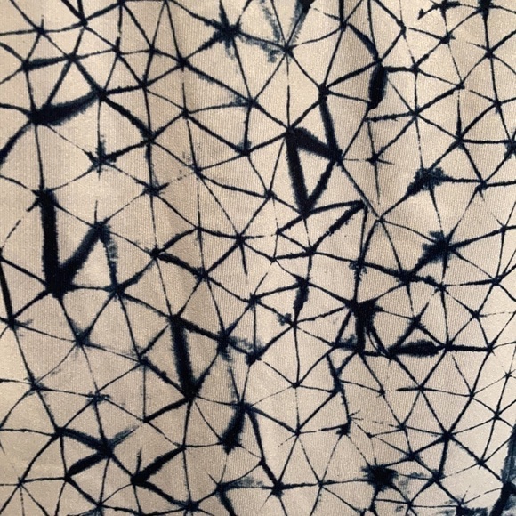 Lululemon Retreat Yogi Crop - Picture 8 of 12